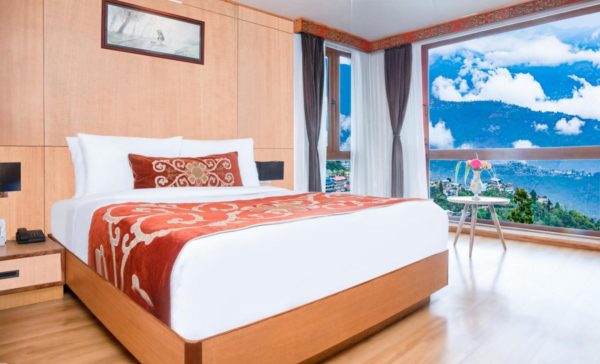 Summit Swiss Heritage Resort & Spa Darjeeling  Extérieur photo